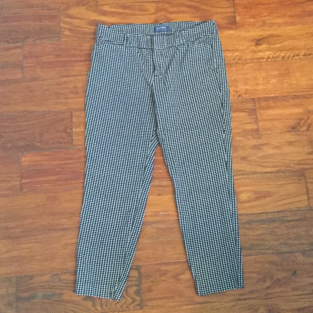 Old Navy women's patterned pants